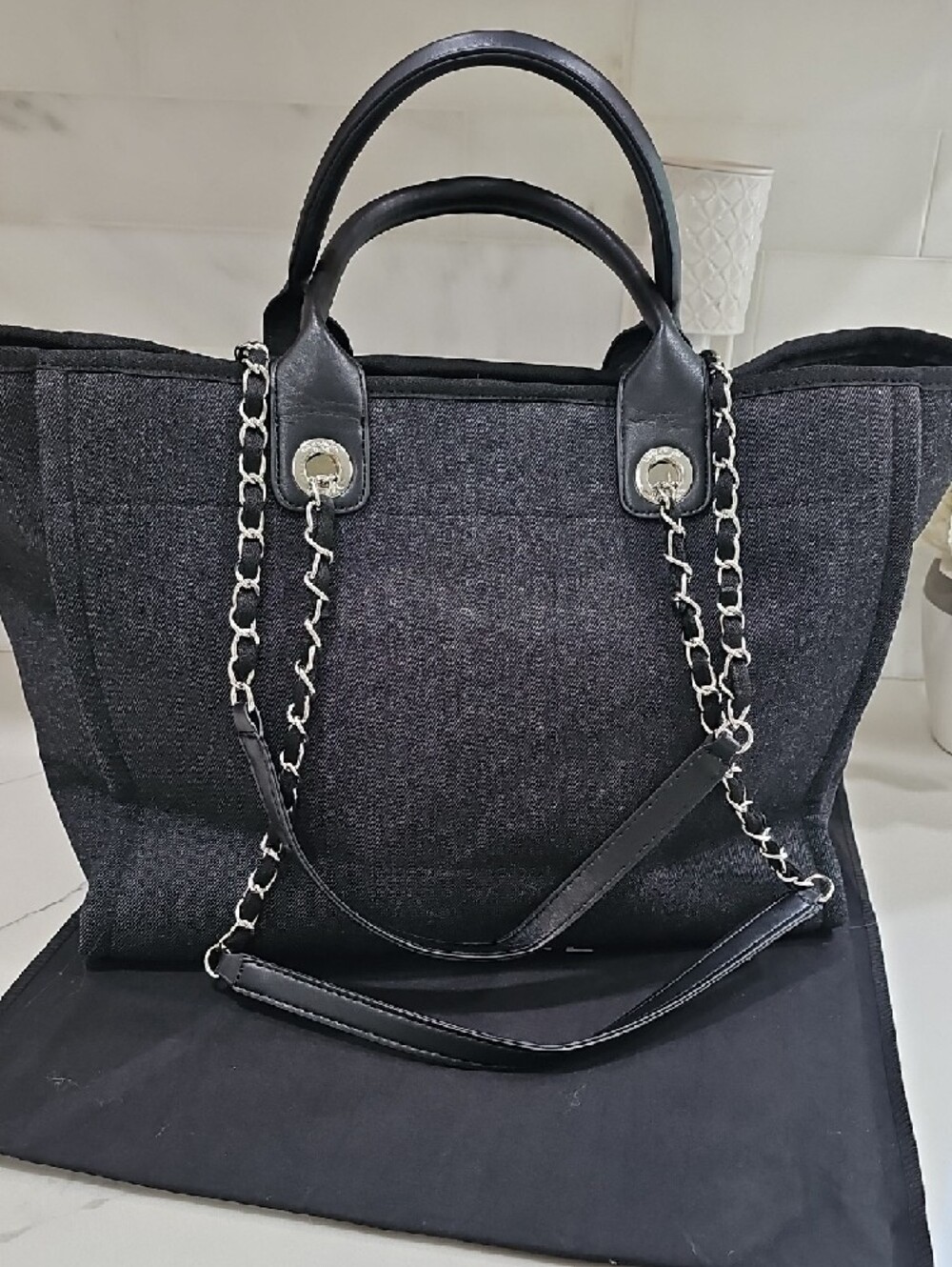 Cc Fashion Tote - Picture 6 of 10